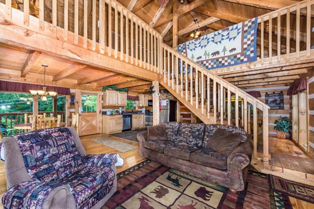 View! Private! Hot Tub,Pool Table,Fireplace,Relax! Sevierville Bagian luar foto