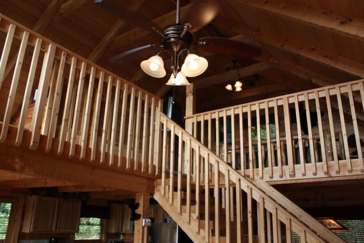 View! Private! Hot Tub,Pool Table,Fireplace,Relax! Sevierville Bagian luar foto